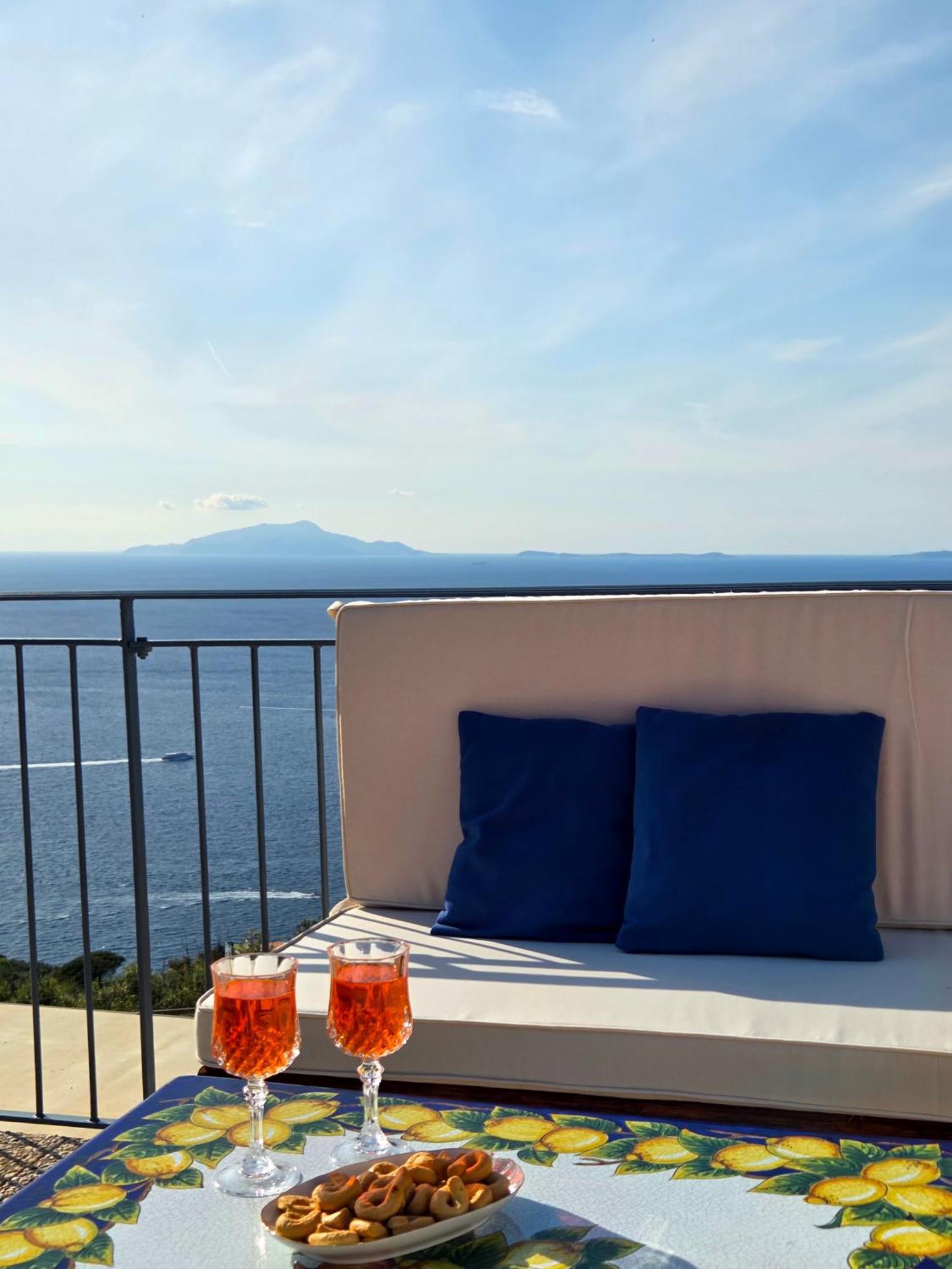 Sun & Relax, Relaxing Location With Seaview Villa มัสซาลูเบรนเซ ภายนอก รูปภาพ