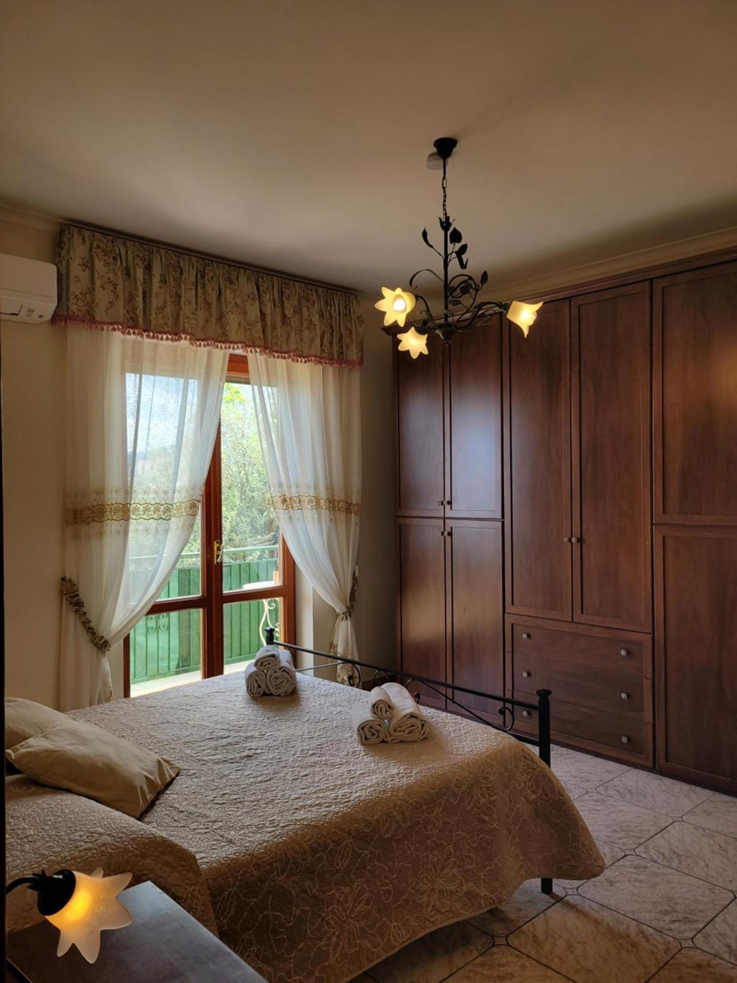 Sun & Relax, Relaxing Location With Seaview Villa มัสซาลูเบรนเซ ภายนอก รูปภาพ